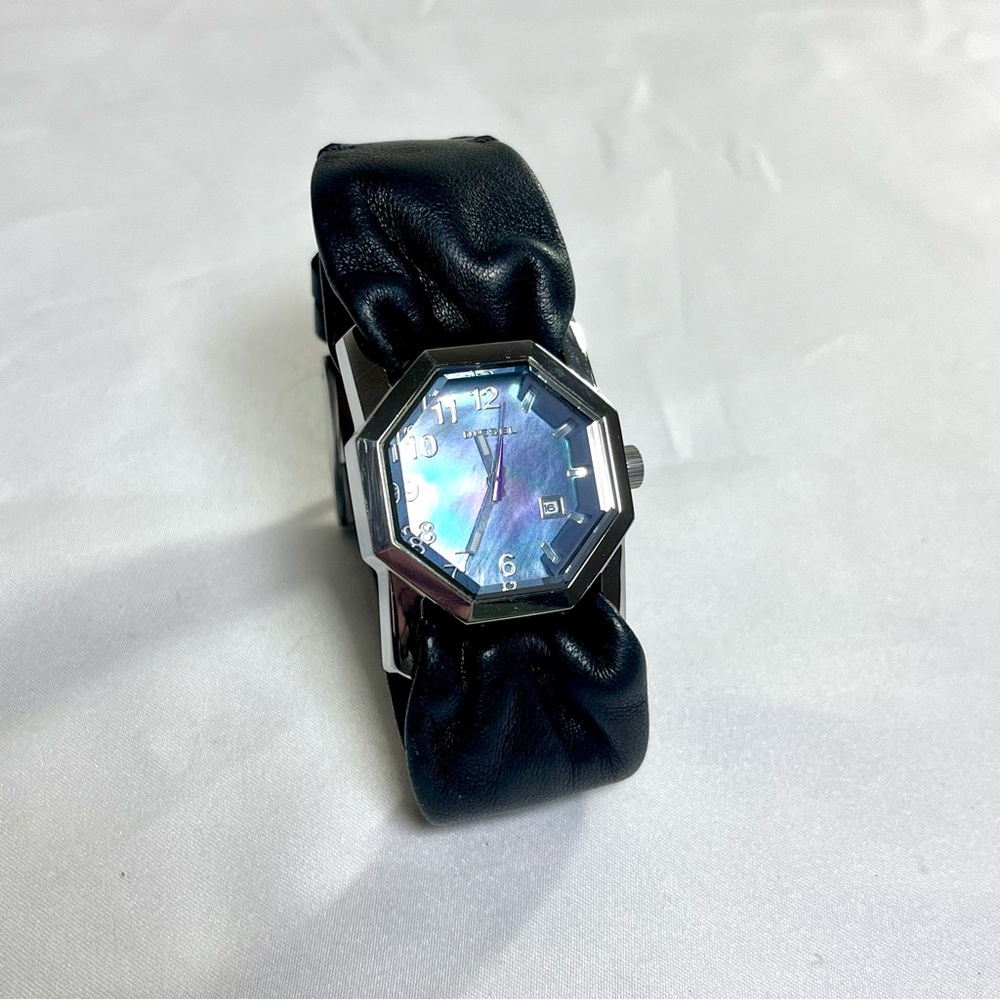 Diesel Women’s Watch DZ-5148 in black